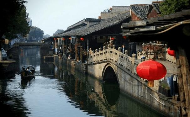 在《隐秘而伟大》里，到底是谁杀死了钟处长?